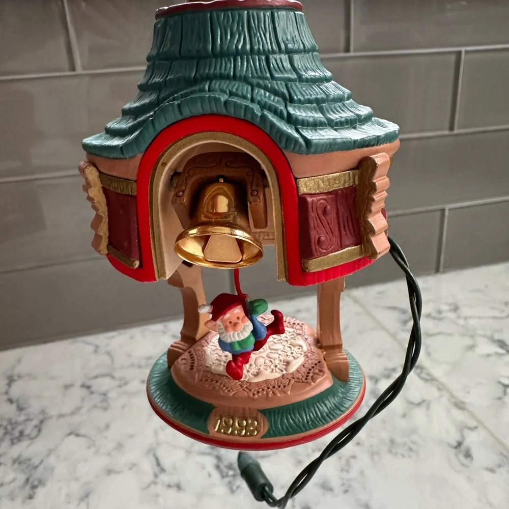 1993 Hallmark Keepsake “Bells are Ringing” Light, Motion & Sound Ornament